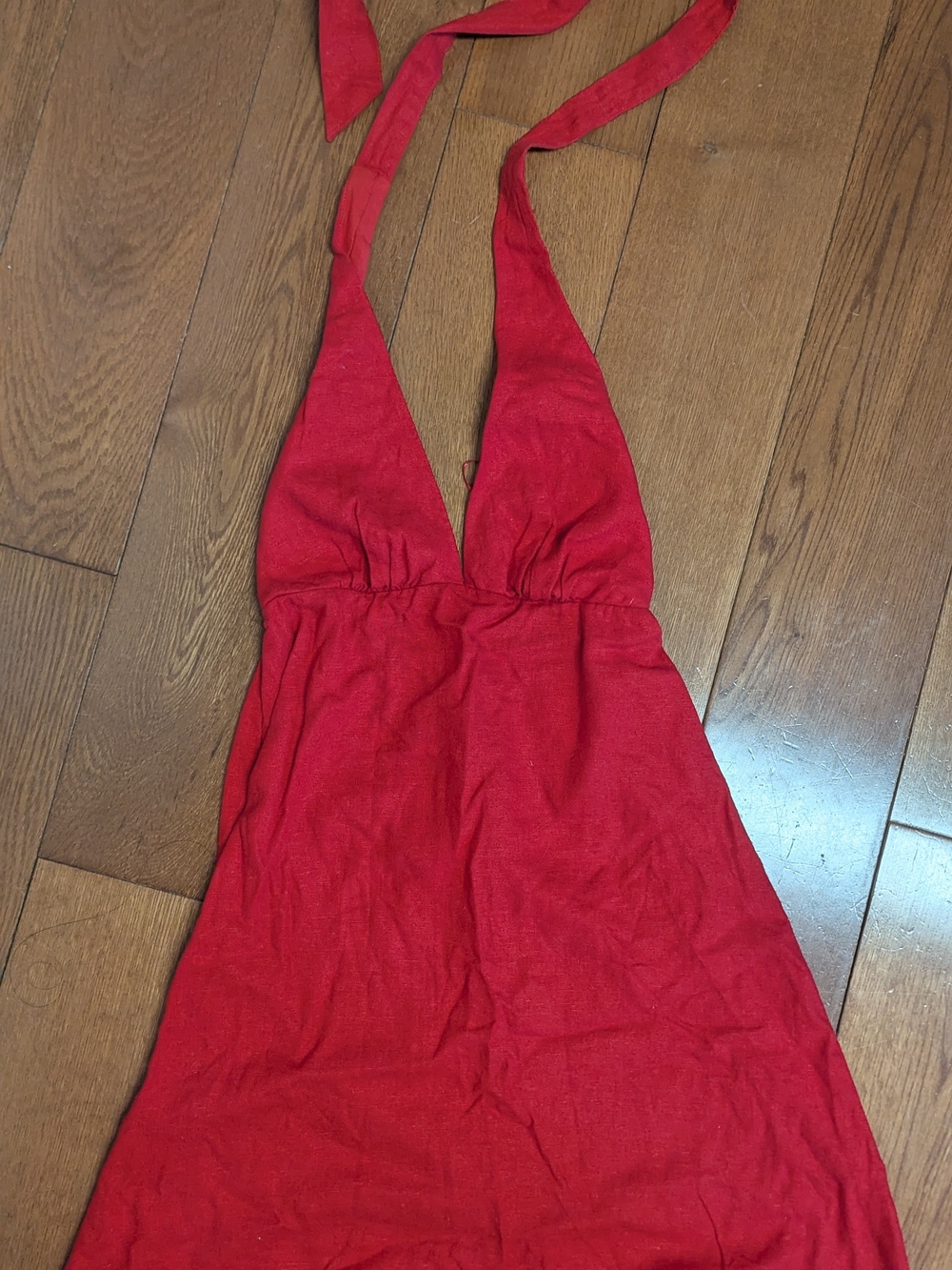 Red Halter Linen Mini Dress - Picture 4 of 6